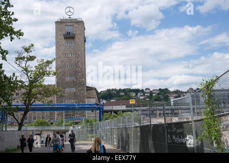 Hauptbahnhof in Stuttgart Deutschland als von außen mit Bauarbeiten für S21 gesehen Stockfoto