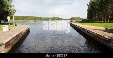 Eintritt in die Konnuksen Kanava von Unnukka, Finnland Stockfoto