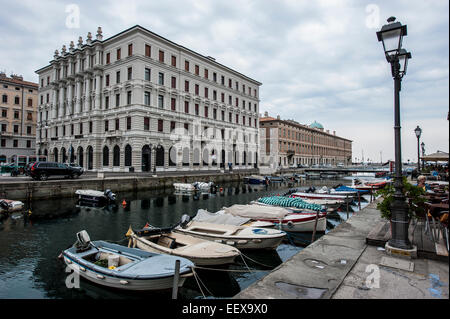 Der Canal Grande in Triest, Italien. Stockfoto