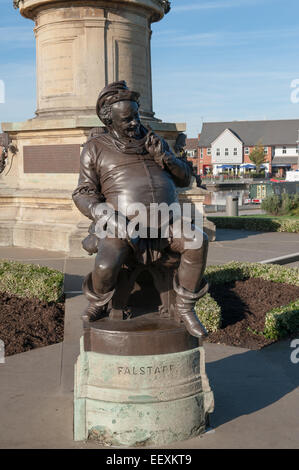 Sir Ronald Gower Denkmal für William Shakespeare, Bancroft Gärten am Fluss Avon in Stratford-upon-Avon, England, Vereinigtes Königreich Stockfoto