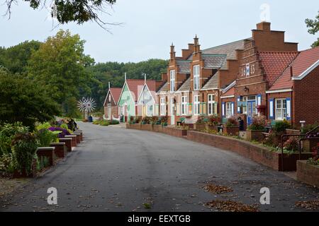 Nachbildung der ein niederländisches Dorf auf der Insel der Windmühle in Holland, Michigan, USA Stockfoto