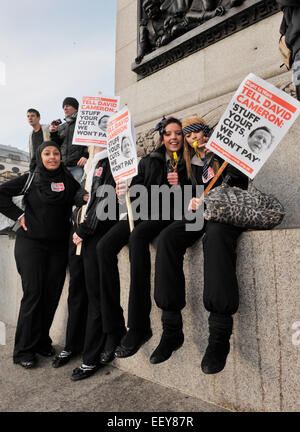 Studenten-Demos gegen Govt schneidet und Gebühren @ Trafalgar Square und Whitehall auffüllen. Stockfoto