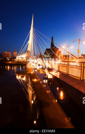 Kanada, Manitoba, Winnipeg, beleuchtete Steg Stockfoto