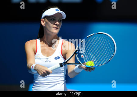 Melbourne, Australien. 24. Januar 2015. Australian Open Tennis aus Melbourne Park. Agnieszka Radwanska Polens dient in ihrem Match gegen Varvara Lepchenko der USA am Tag sechs der 2015 Australian Open in Melbourne Park, Melbourne, Australien. Bildnachweis: Action Plus Sport Bilder/Alamy Live News Stockfoto