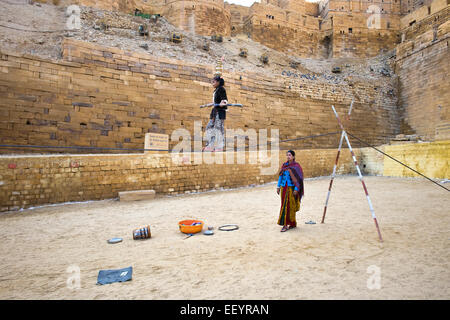 Indien, Rajasthan, Jaisalmer, Streetart-Künstler Stockfoto