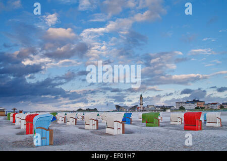 Mit Blick auf den Strand von Warnemünde. Stockfoto