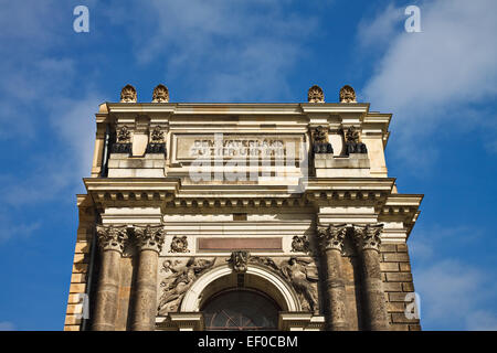 Detail der Akademie der Künste in Dresden. Stockfoto