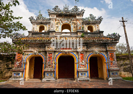 Eingang der Zitadelle, Hue, Vietnam. UNESCO-Weltkulturerbe. Stockfoto