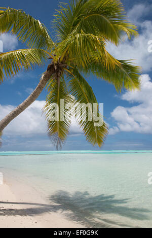 Cook-Inseln, Aitutaki (aka Araura). One Foot Island, eine kleine "Motu" im Südost-Bereich der Lagune. Stockfoto