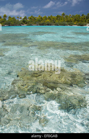 Cook-Inseln, Aitutaki (aka Araura). One Foot Island, eine kleine "Motu" oder kleine Insel im Süd-Osten der Lagune. Stockfoto