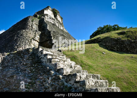 Xunantunich Maya-Ruinen in der Nähe von San Ignacio, Belize Stockfoto