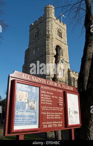 Schwarzes Brett außerhalb Allerheiligenkirche, Fulham, London, england Stockfoto