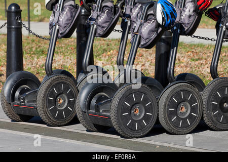 Segway personal Transporter geparkt auf Zaun - Washington, DC USA Stockfoto