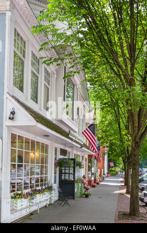 Gemischtwarenladen an der Main Street in Stockbridge, Wohnhaus des Malers Norman Rockwell, Berkshire County, Massachusetts, USA Stockfoto