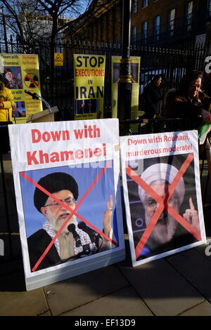 London, UK. 24. Januar 2015. Iraner, die Unterstützung der Reform halten Protest vor Downing St Credit: Rachel Megawhat/Alamy Live News Stockfoto