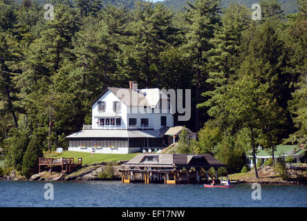 Luxus am See zu Hause in der Nähe von Lake George, New York State Stockfoto