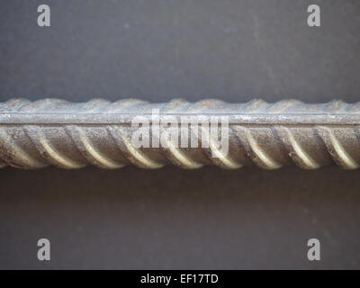 Stärkung der bar aka Verstärkung Stahl oder Rebar für Stahlbetonkonstruktion Stockfoto
