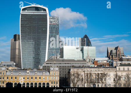 Stadt von London, Gurke, Walkie Talkie Gebäude, Cheesegrater, old Billingsgate Fischmarkt, Zollhaus - Natwest tower Stockfoto