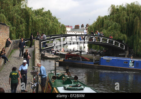 Die Kanäle von Camden in London, England. Stockfoto