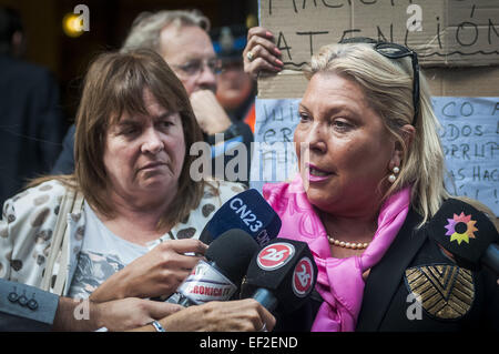 24. April 2013 - Buenos Aires, Buenos Aires, Argentinien - Archiv Aufnahmen von Elisa '' gibt '' Carrio, Opposition Kongressabgeordnete und Präsidentschaftskandidat bei den Wahlen von 2003, 2007 und 2011. (Kredit-Bild: © Patricio Murphy/ZUMA Draht) Stockfoto