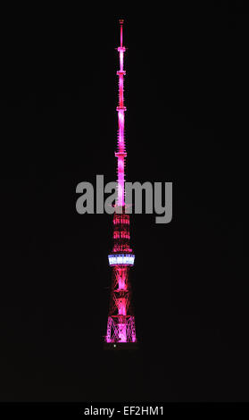 Fernsehturm in der Nacht, Eriwan, Armenien Stockfoto