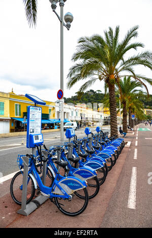 Fahrräder zu vermieten in Nizza Frankreich Stockfoto