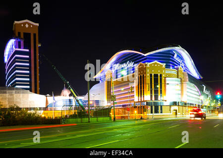MGM Grand Detroit Hotelcasino & bei Nacht, Michigan, USA. 28. Oktober 2014. Stockfoto
