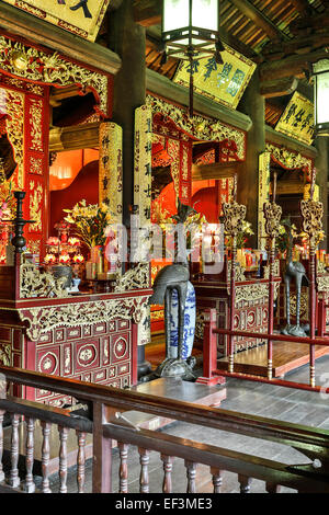 Halle widmet sich drei einflussreichen Herrscher in der Geschichte der kaiserlichen Akademie, Temple of Literature, Hanoi, Vietnam Stockfoto