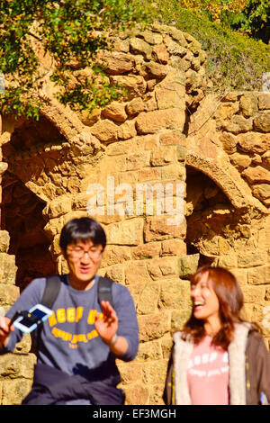 Spalten. Park Güell von Antoni Gaudi Architekten. Barcelona, Katalonien, Spanien. Stockfoto