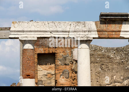 Forum Romanum bleibt in der Stadt Pompeji Stockfoto