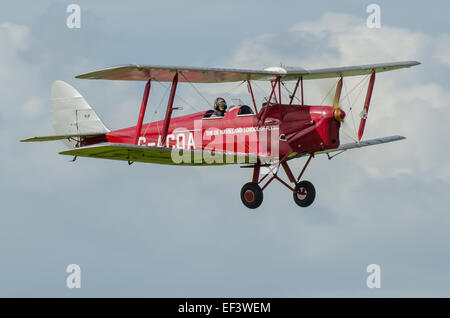 Tiger Moth G-ACDA war der Prototyp Gipsy große angetriebene DH82A Tiger Moth und trat der de Havilland Schule des Fliegens im Jahre 1933 Stockfoto