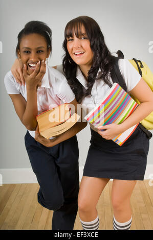 Zwei Freunde lachen Stockfoto