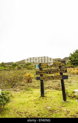 Melden Sie sich am Eingang des Nationalparks Sierra De La Culata. Merida, Merida Staat, Venezuela. Stockfoto