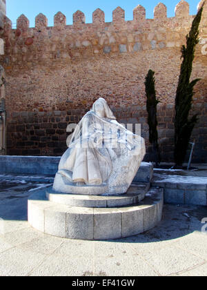 Denkmal der Heiligen Teresa von Avila, Avila, Spanien. Fünfter Jahrestag der Geburt der Heiligen Teresa von Jesus. Avila, Spanien. Stockfoto