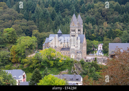 Die Kirche der Heiligen Cosmas & Damian, Clervaux, Luxemburg Stockfoto