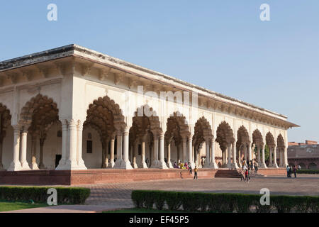 Agra, Uttar Pradesh, Indien. Diwan-i-Uhr, die Halle für öffentliche Publikum in Agra Fort Stockfoto