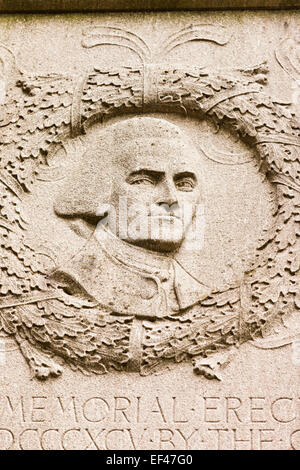 Porträt von John Hancock auf seinem Grabstein, Old Granary Burying Ground, Tremont Street, Boston, Massachusetts, USA Stockfoto