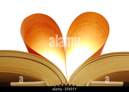 Buchseiten in der Form eines Herzens Stockfoto
