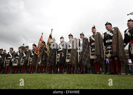 Mitglieder von Atholl Highlanders, Europas einzige private Armee, Schlange vor Pipefest Stirling, eine Veranstaltung bei Stirling C Stockfoto