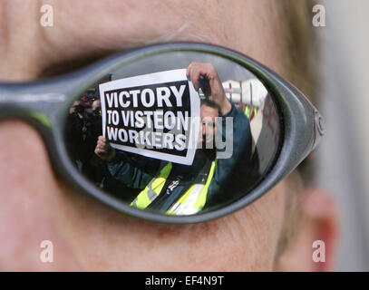 Sit-in Workersof Visteon Werk in West Belfast, 7. April 2009. Visteon Teile Automobilfabrik in West Belfast schließt mit der Stockfoto