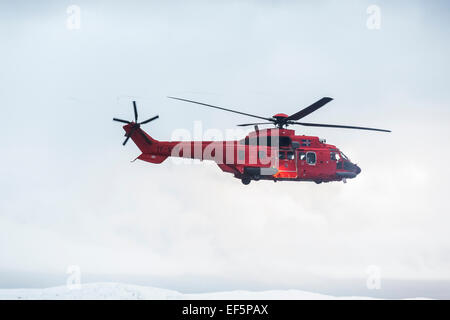 Luftbild-tf-syn, Suche und Rettung Hubschrauber fliegen von Gullfoss Wasserfall, Island. Stockfoto