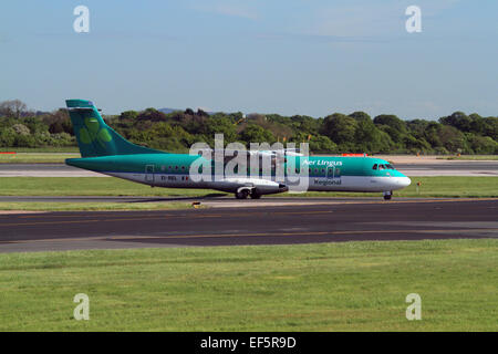 AIR LINGUS ATR 72-500 Flugzeuge EI-REL Flughafen MANCHESTER ENGLAND 14. Mai 2014 Stockfoto