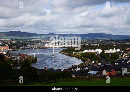 Derry Londonderry Zentrum Fluss Foyle Stadtlandschaft anzeigen Nordirland Stockfoto