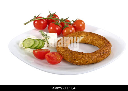 Mediterranes Frühstück, Bagel und Käse Stockfoto