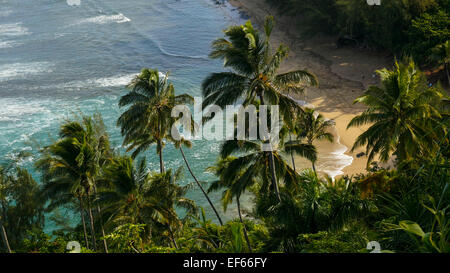 Herumgewandert Strand, Napali Küste, Haena, State Park, Kauai, Hawaii Stockfoto