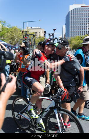 Adelaide, South Australia, Australien. 25. Januar 2015. CADEL EVANS beendet seine letzte Santos Tour Down Under. © Gary Francis/ZUMA Wire/ZUMAPRESS.com/Alamy Live-Nachrichten Stockfoto