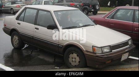 83 87 Toyota Corolla Limousine Stockfoto