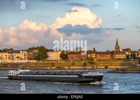 Duisburg-Ruhrort, Europas größtem Binnenhafen, Rhein, Stockfoto