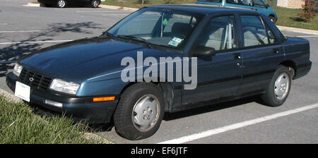 Der Chevrolet Corsica, der von 1987 bis 1996 hergestellt wurde, ist eine kompakte Limousine mit 2,2 l-Vierzylindermotor, Frontantrieb und geräumigem Innenraum mit fünf Sitzplätzen. Stockfoto