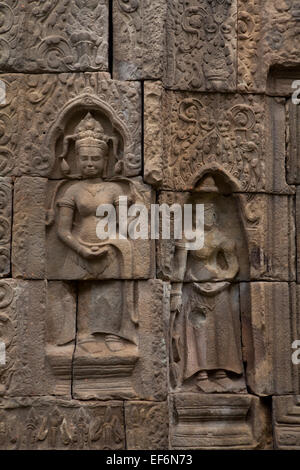 Apsara Relief an der Wand des Banteay Prey Nokor Tempels in Kampong Cham, Kambodscha. Stockfoto